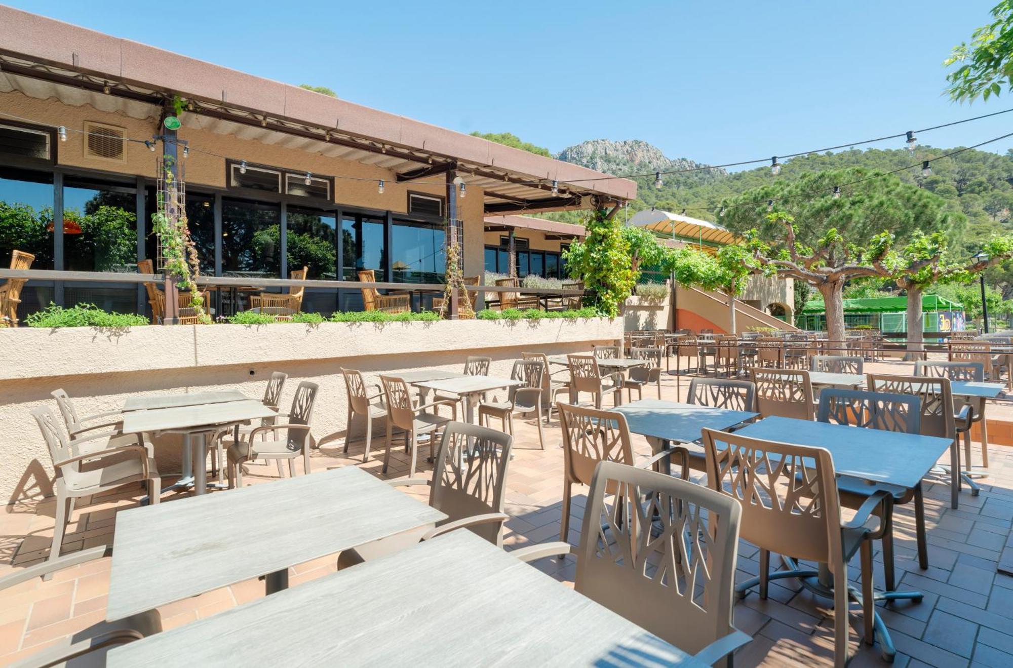 Camping Castell Montgri **** L'Estartit Exterior foto